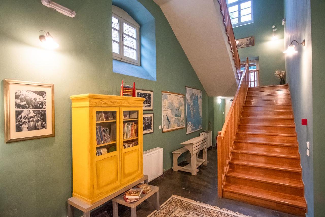 The Old School Boutique Hotel Syrrako Eksteriør bilde