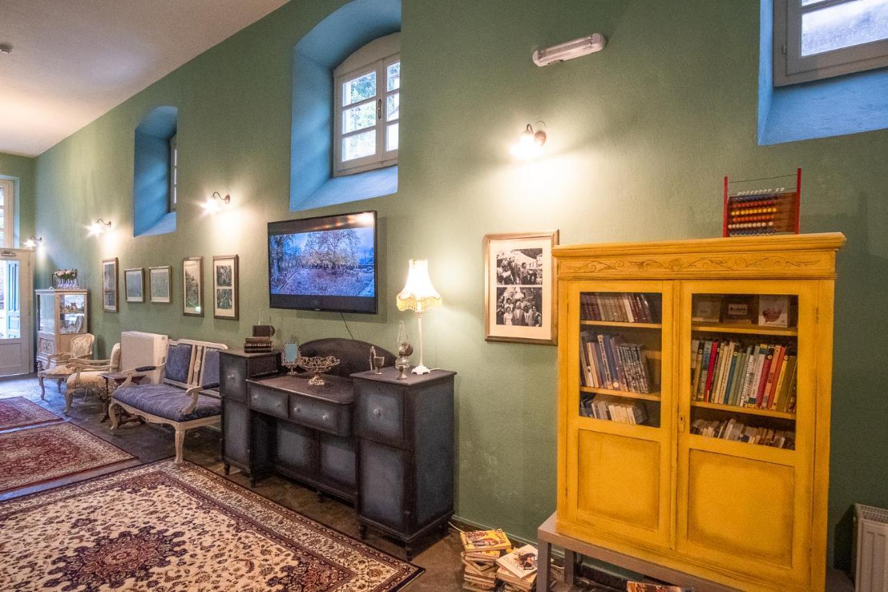 The Old School Boutique Hotel Syrrako Eksteriør bilde