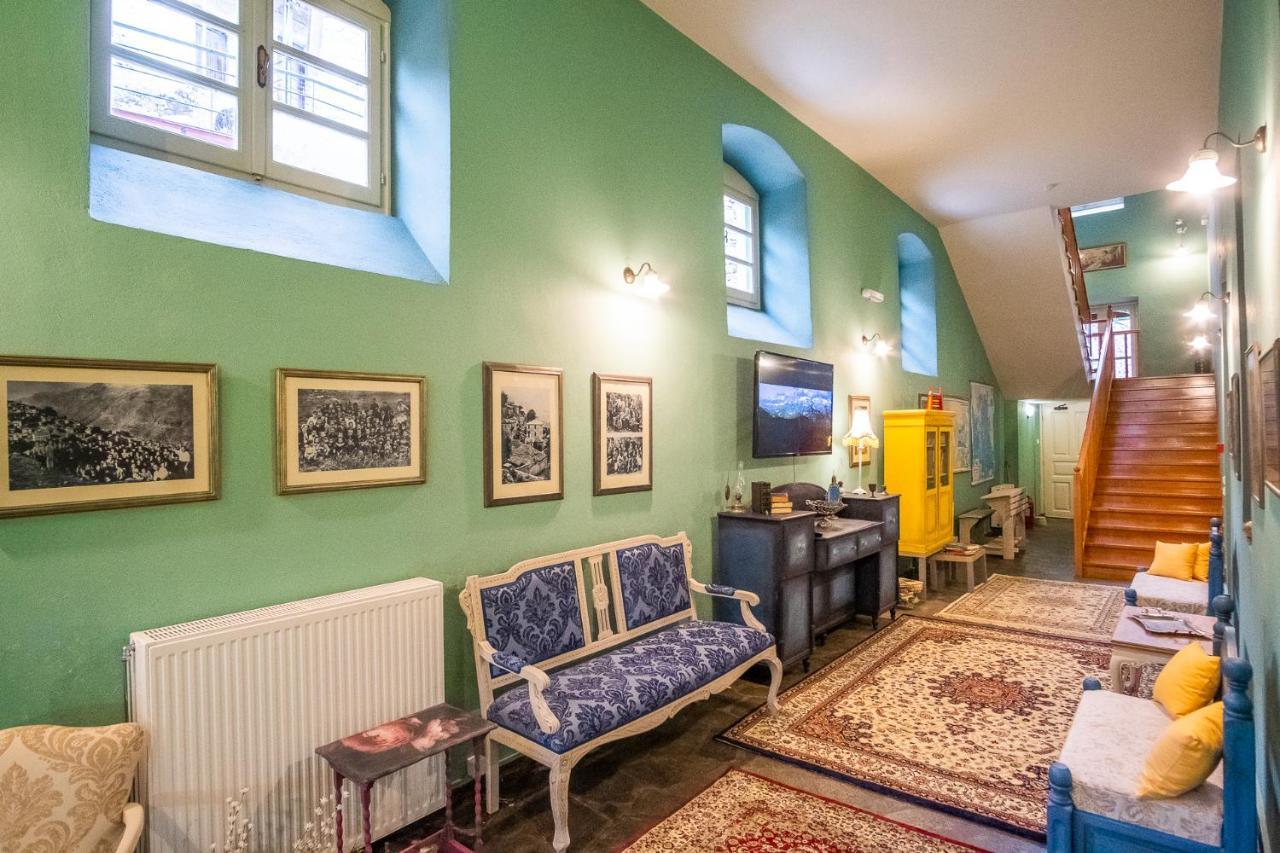 The Old School Boutique Hotel Syrrako Eksteriør bilde