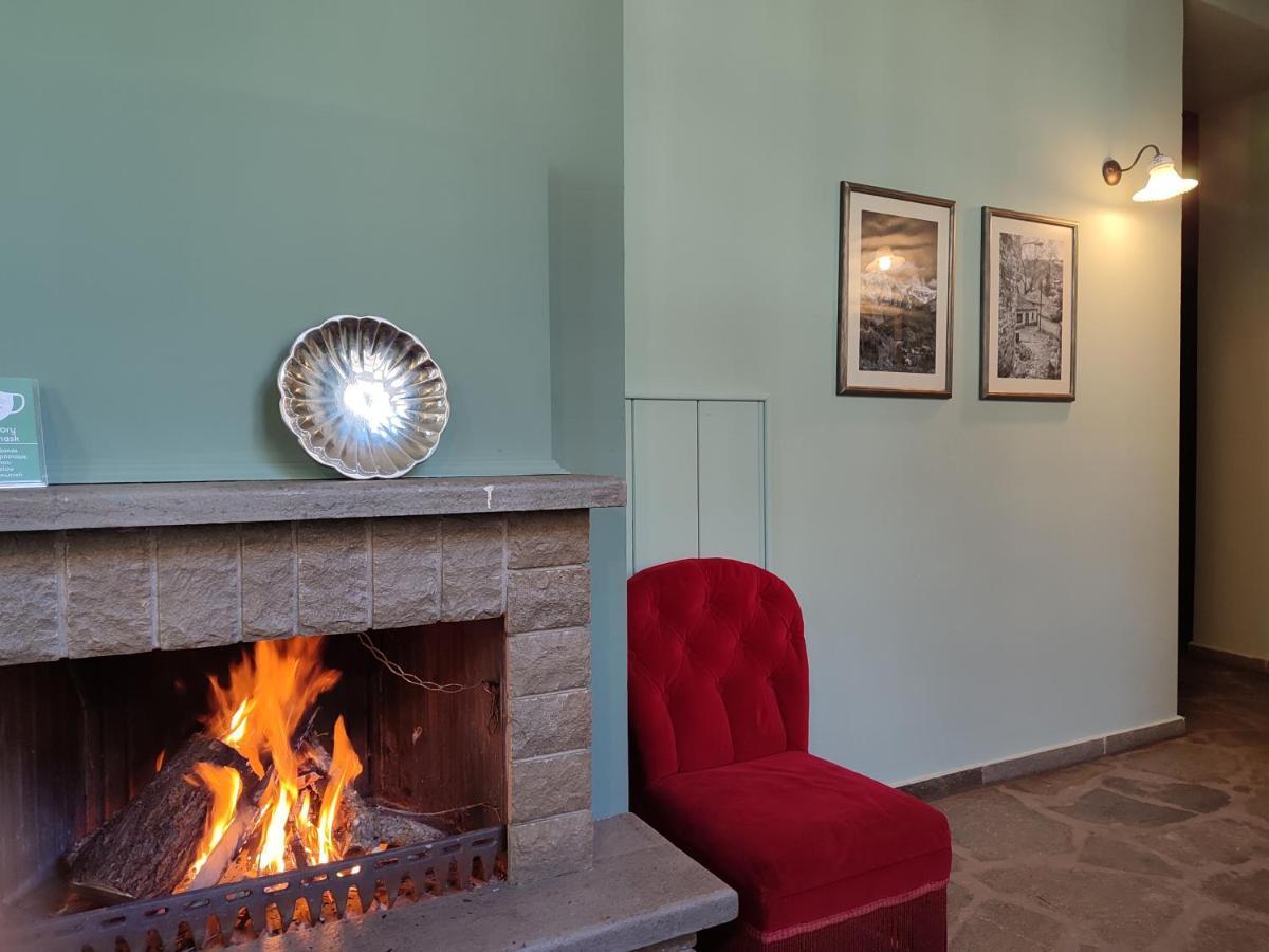The Old School Boutique Hotel Syrrako Eksteriør bilde